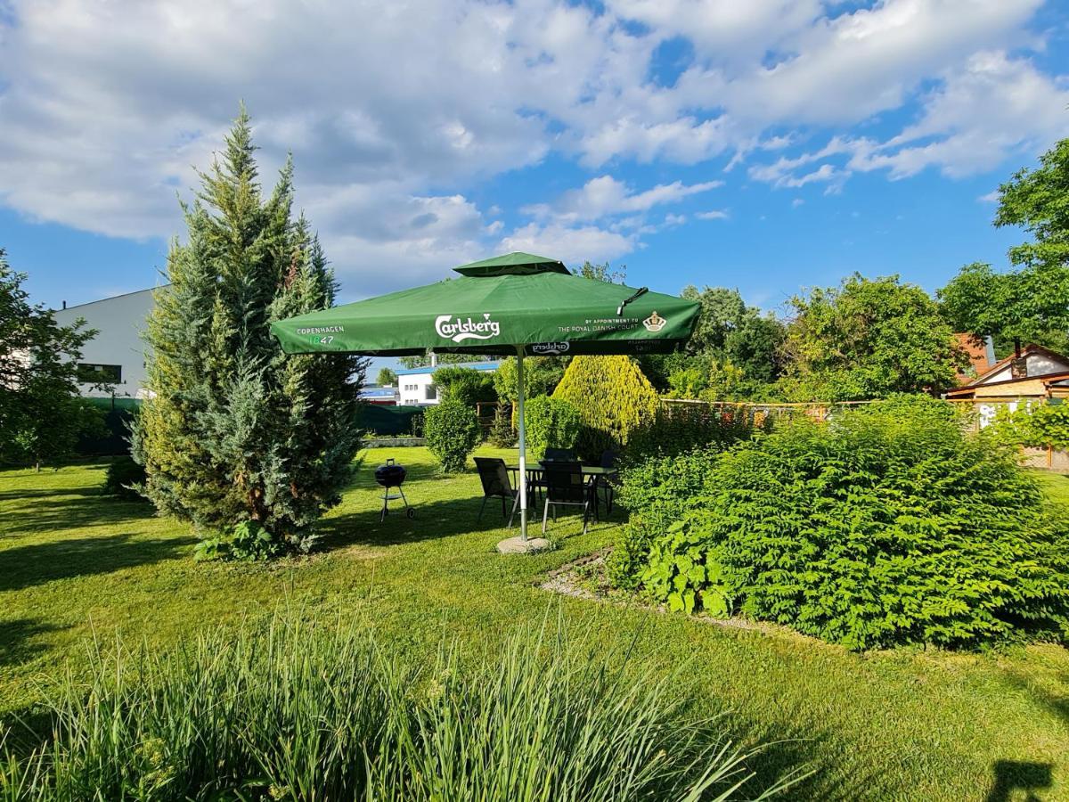 Ginger House Apartment Keszthely Bagian luar foto